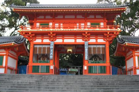 人気観光スポット　八坂神社