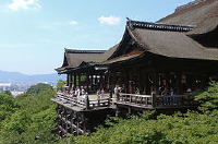 人気観光スポット　清水寺