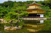 人気観光スポット　金閣寺